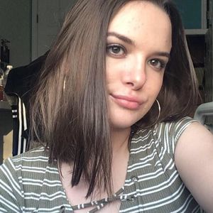 Meet your Posher, Zoe